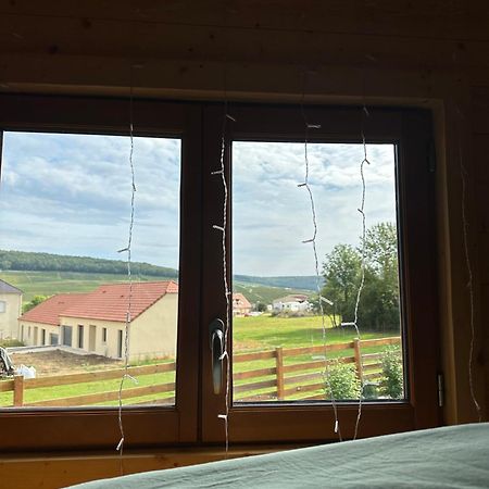 فيلا Chez Celia, Roulotte En Champagne Fleury-la-Riviere المظهر الخارجي الصورة